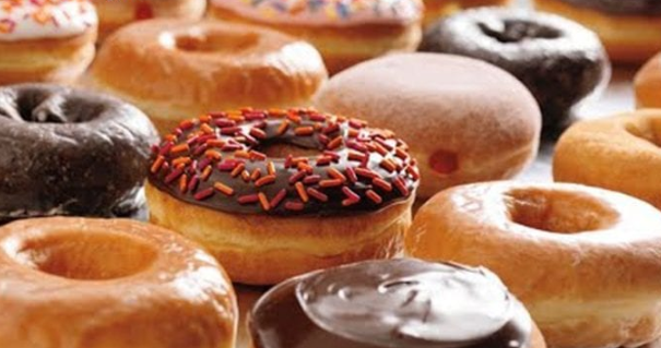 2 cách làm bánh donut ngon cực đơn giản tại nhà