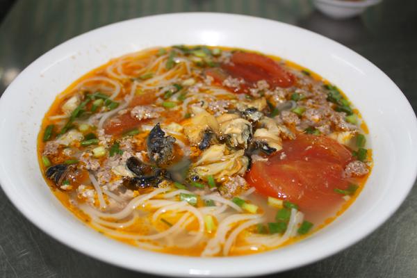 20 hàng bún riêu, canh bún ngon ở Sài Gòn