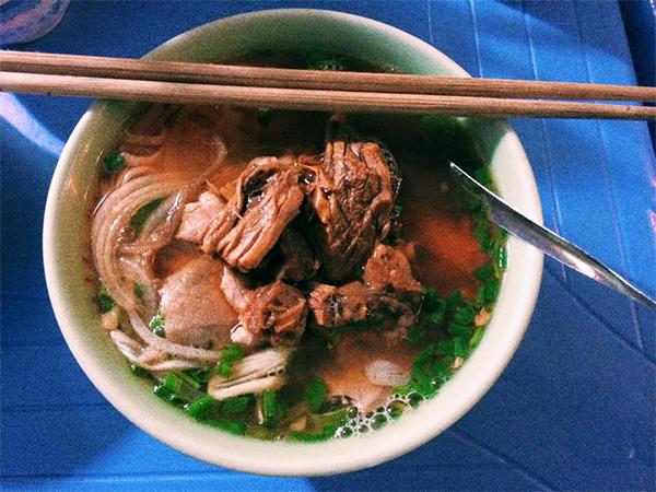 3 quán phở sốt vang ngon cho mùa đông Hà Nội