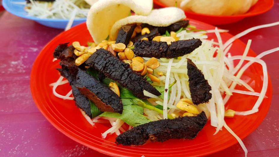 30 năm, quán gỏi bò khô từ vỉa hè lên ‘sang chảnh’ ở Nha Trang