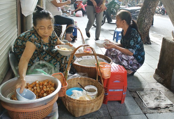 4 hàng cháo sườn ngon nức tiếng ở Hà Nội