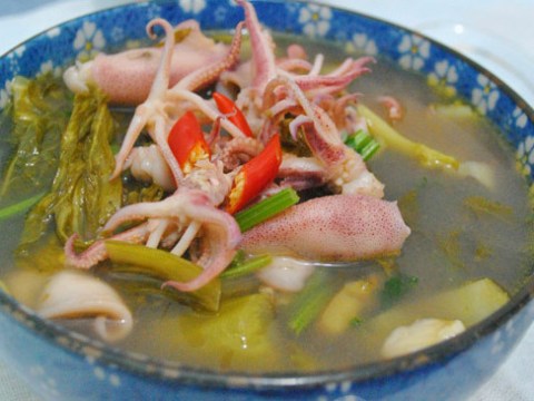 4 mon nau voi dua chua ngon mieng troi com 4 món nấu với dưa chua ngon miệng, trôi cơm