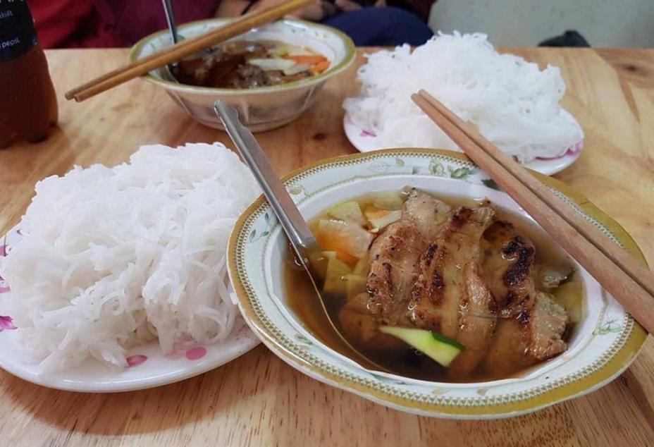 5 quán bún hấp dẫn cho ngày ‘chán cơm’ ở Sài Gòn