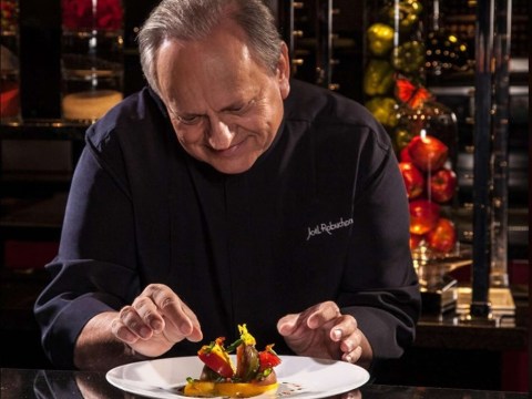 8 mon an lam len ten tuoi cua dau bep the ky joel robuchon 8 món ăn làm lên tên tuổi của đầu bếp thế kỷ Joel Robuchon