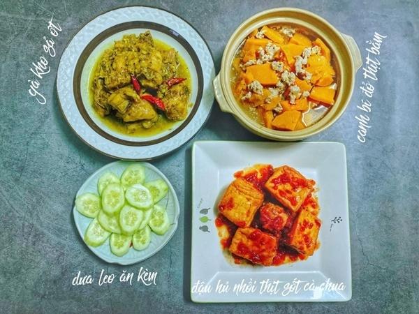 8X khoe loạt mâm cơm 'không ngon không lấy tiền', nhà chỉ 2 người mà nấu ăn bữa nào cũng chỉn chu