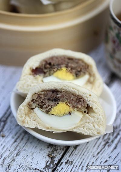 Bánh bao nhân thịt