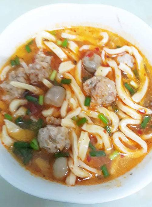 Bánh canh bột mì miền Trung