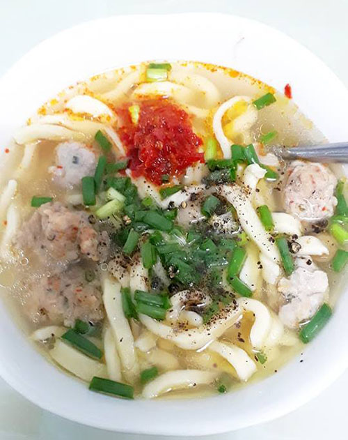 Bánh canh bột mì miền Trung