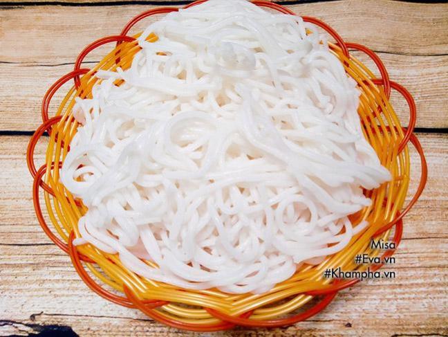 Bánh canh cá bóp nấu nhanh gọn, tuyệt ngon cho bữa sáng