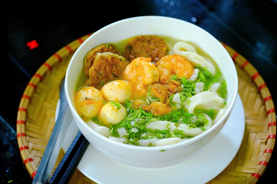 Bánh canh đậm đà hương vị miền Trung