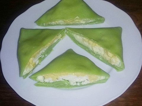 banh crepe sau rieng vi dua la dua Bánh crepe sầu riêng vị dừa lá dứa