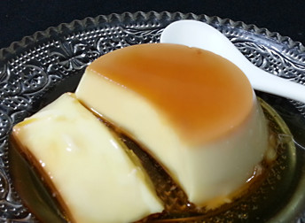 banh flan caramel mem min thanh mat cuoi tuan Bánh flan caramel mềm mịn, thanh mát cuối tuần