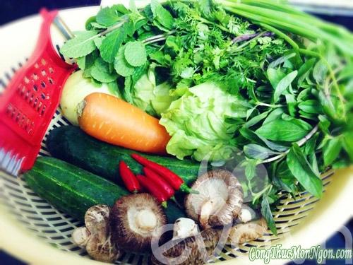 Bánh gối nhân tôm giòn ngon khó cưỡng