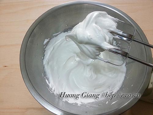 Bánh meringue giòn tan, thơm ngọt đến mê người