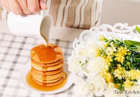 banh pancake thom nuc mui cho ca nha bua sang Bánh pancake thơm nức mũi cho cả nhà bữa sáng