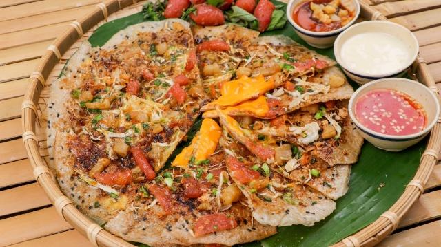 Bánh tráng mắm ruốc tóp mỡ phô mai nướng