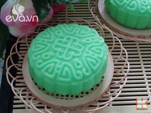 Bánh Trung thu dẻo lá dứa nhân sữa dừa siêu ngon