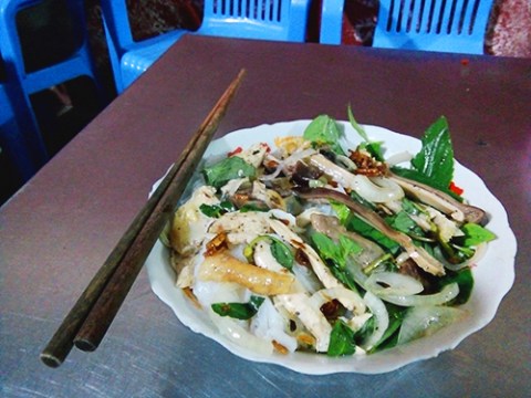 banh uot long ga o da lat niu chan du khach Bánh ướt lòng gà ở Đà Lạt níu chân du khách