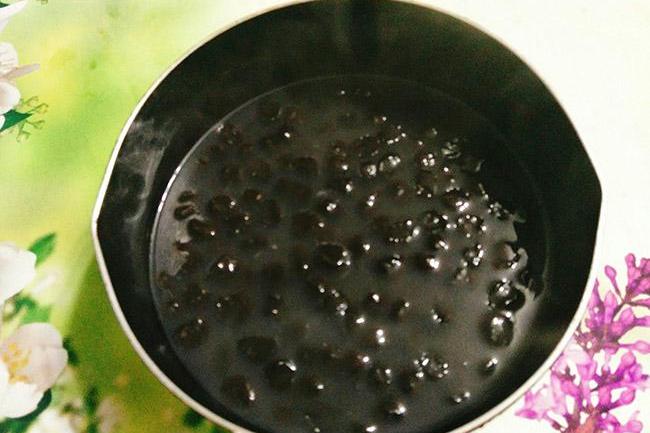 Bắt kịp trào lưu sữa tươi trân châu đường đen với cách làm không thể dễ hơn này