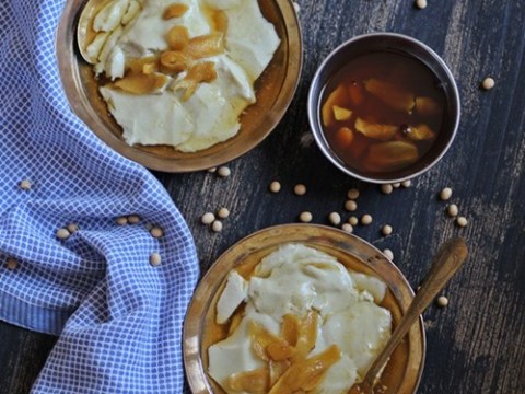 bat mi cach lam tao pho dau hu nuoc duong cuc min bang gelatine Bật mí cách làm tào phớ (đậu hũ) nước đường cực mịn bằng gelatine