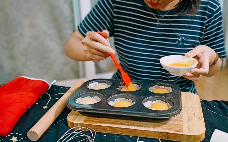 Bật mí công thức làm bánh Trung thu trứng muối tan chảy “homemade”