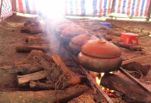 Bí mật 10 loại gia vị có trong nồi cá kho làng Vũ Đại