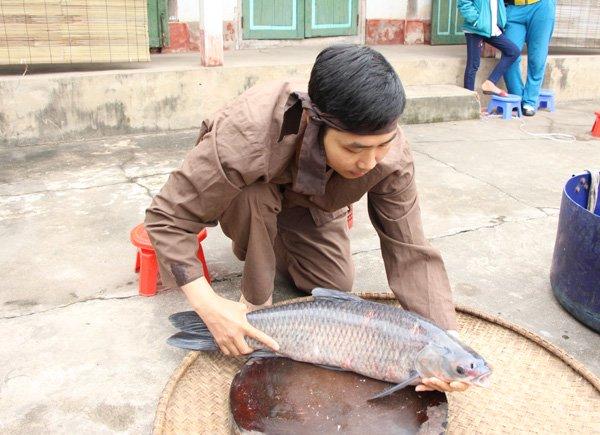 Bí mật 10 loại gia vị có trong nồi cá kho làng Vũ Đại