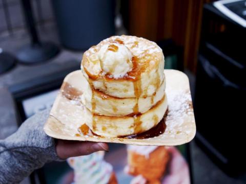 bi quyet lam banh hotcake nung ninh cua nguoi nhat Bí quyết làm bánh hotcake núng nính của người Nhật