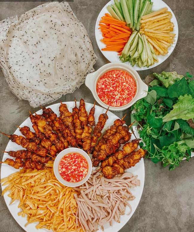 Bí quyết làm món gà xiên nướng bách vị siêu dễ lại siêu ngon