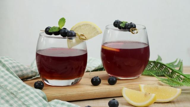 Blueberry Ginger Toddy