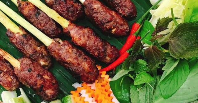 Bò cuộn sả nướng kiểu này thơm lừng, cả nhà không ngừng xin thêm cơm