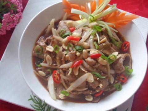 bo sot me mon ngon kho choi tu Bò sốt me món ngon khó chối từ