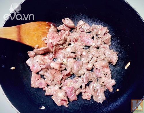 Bò xào lá lốt ngon cơm ngày mát trời