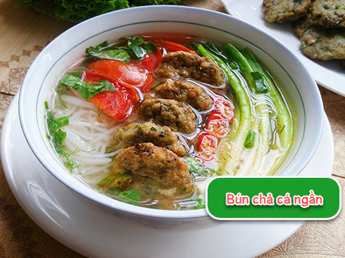 Bữa sáng hấp dẫn, lạ miệng với bún chả cá ngần