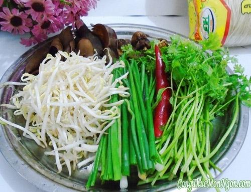 Bữa sáng ngon miệng với miến chả tôm thịt