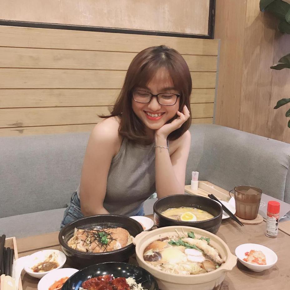 Bữa trưa ngon miệng tại 4 nhà hàng có không gian mát mẻ ở TP.HCM