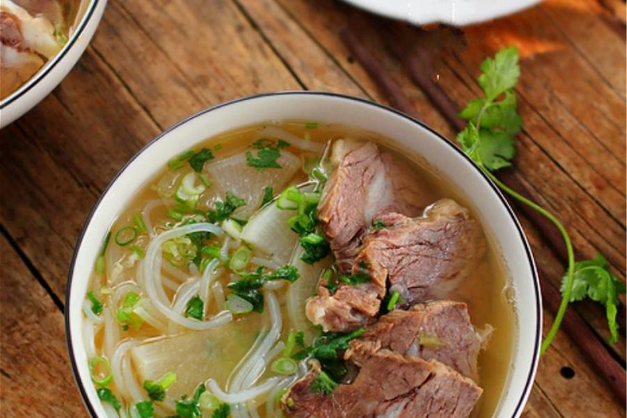 Bún bò củ cải nấu nhanh mà vẫn ngọt đậm đà ngon miễn chê