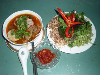 Bún Bò Huế ( Video hướng dẫn )