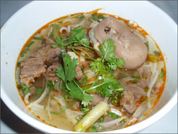 bun bo hue video huong dan Bún Bò Huế ( Video hướng dẫn )