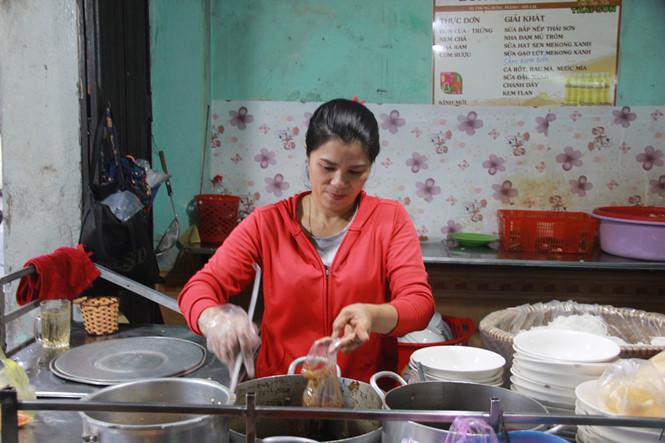 Bún cua 'thối', ai lỡ ăn dễ ghiền