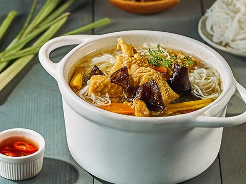 bun ga xao sa Bún gà xáo sả