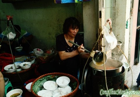 bun oc hang chai dam da huong vi gia truyen Bún ốc Hàng Chai - đậm đà hương vị gia truyền