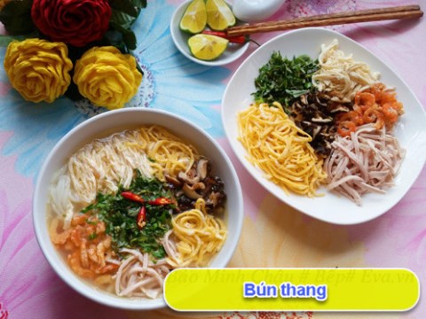 bun thang nong hoi hap dan cho bua sang Bún thang nóng hổi, hấp dẫn cho bữa sáng