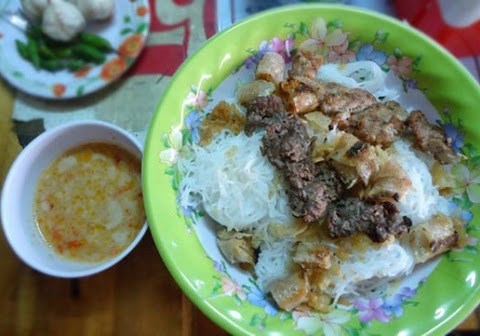 bun thit nuong binh dinh giua long sai gon Bún thịt nướng Bình Định giữa lòng Sài Gòn