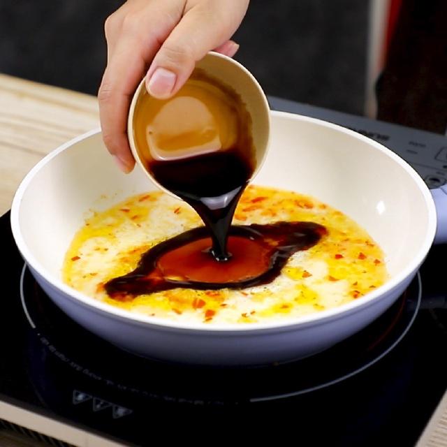 Cá kèo chay kho tiêu