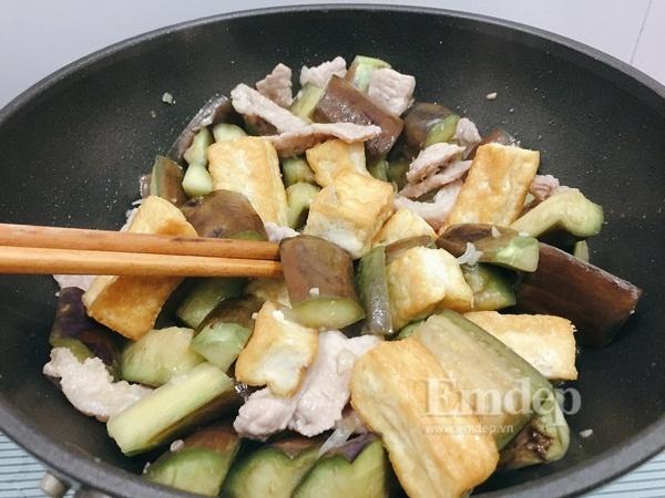 Cà tím om đậu thịt quá ngon