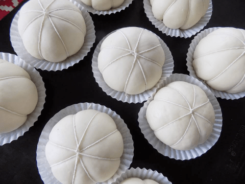 Cách làm bánh bao nhân thập cẩm tạo hình tám múi