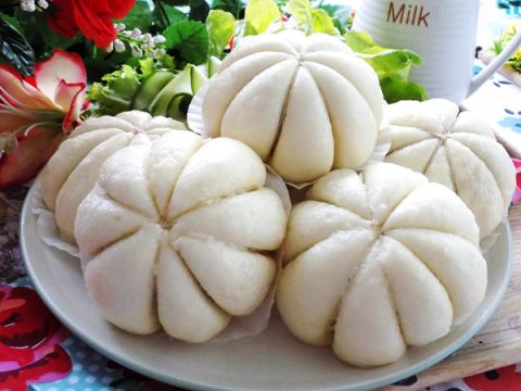 Cách làm bánh bao nhân thập cẩm tạo hình tám múi