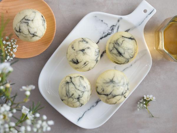 Cách làm bánh bao vân đá cẩm thạch mềm mịn cực ấn tượng