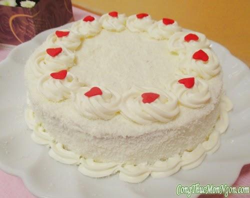 Cách làm bánh gato kem dừa tặng bé